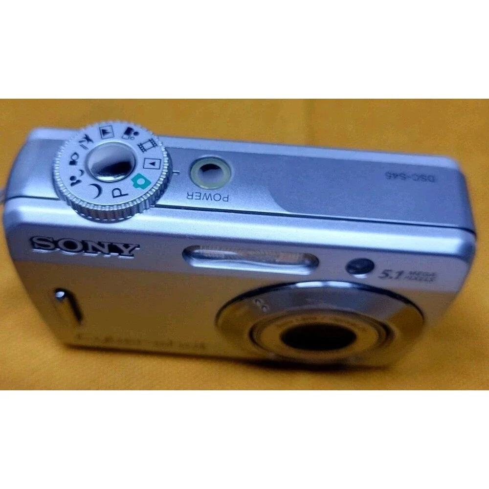 Sony Cyber-Shot DSC-S45 Digital Camera Tested- Functional - 5.1 MP 3X Zoom